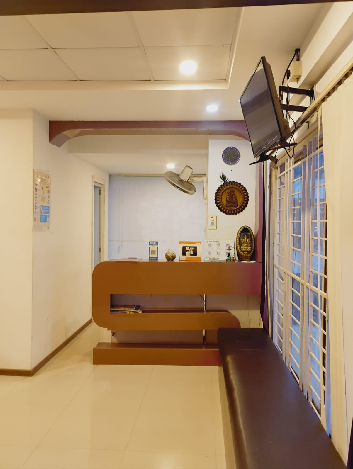 Comfortable dental clinic waiting area